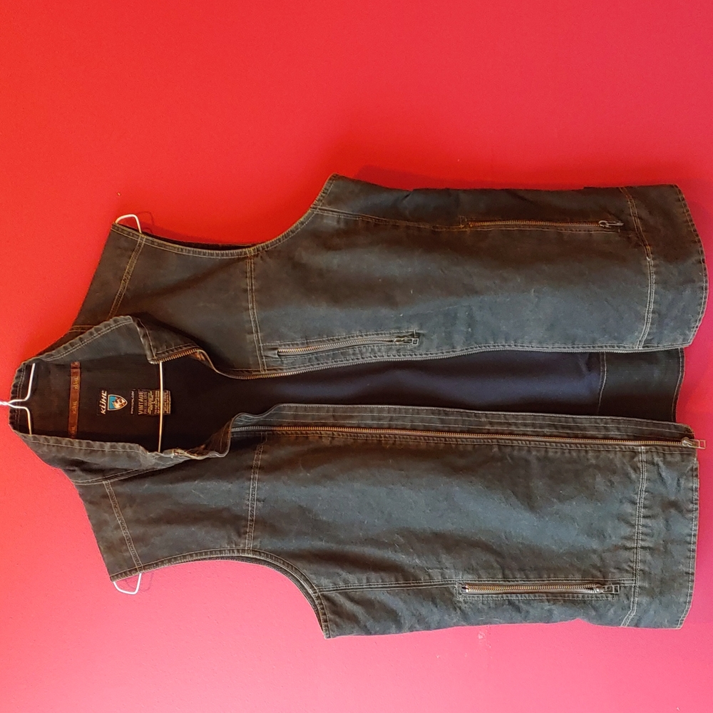 Kuhl vest